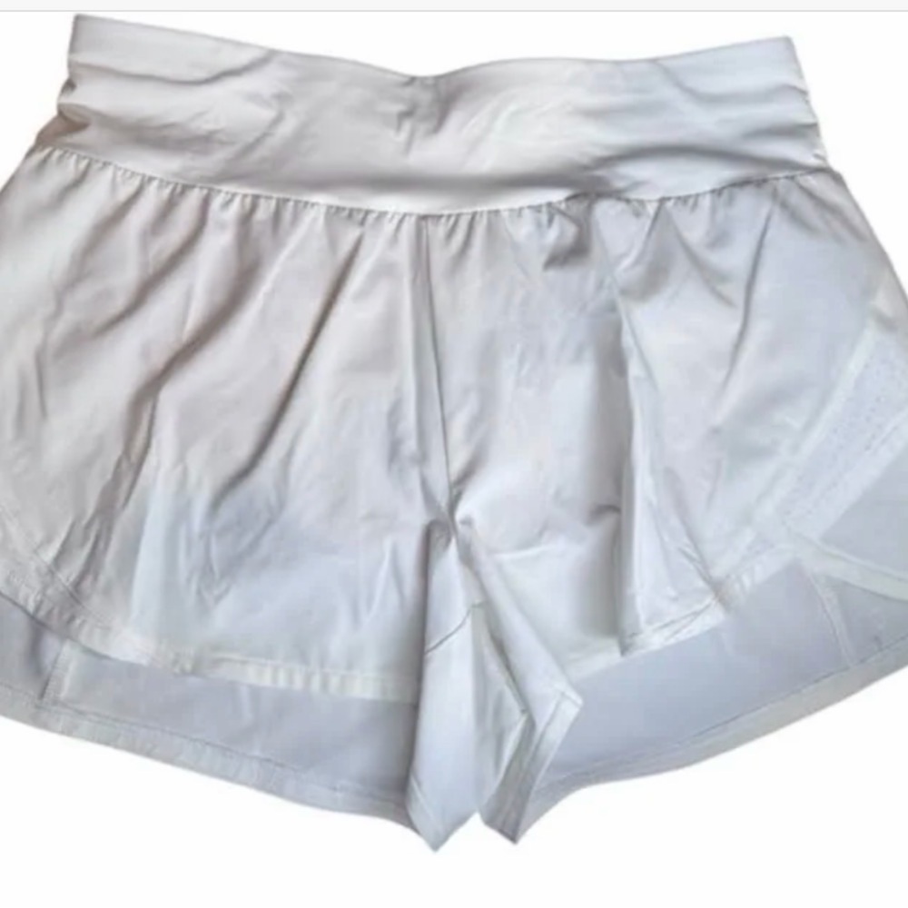CALIA by Carrie Underwood Kick it up White performance short with inner brief